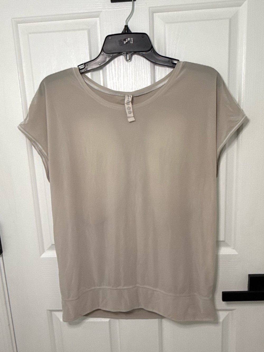 lululemon athletica Short Sleeve Scoop Neck Top - Taupe